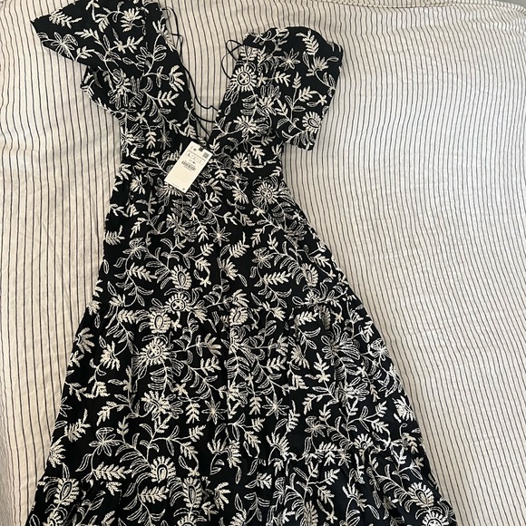 NWT Zara Embroidered Zara Dress - Picture 10 of 10